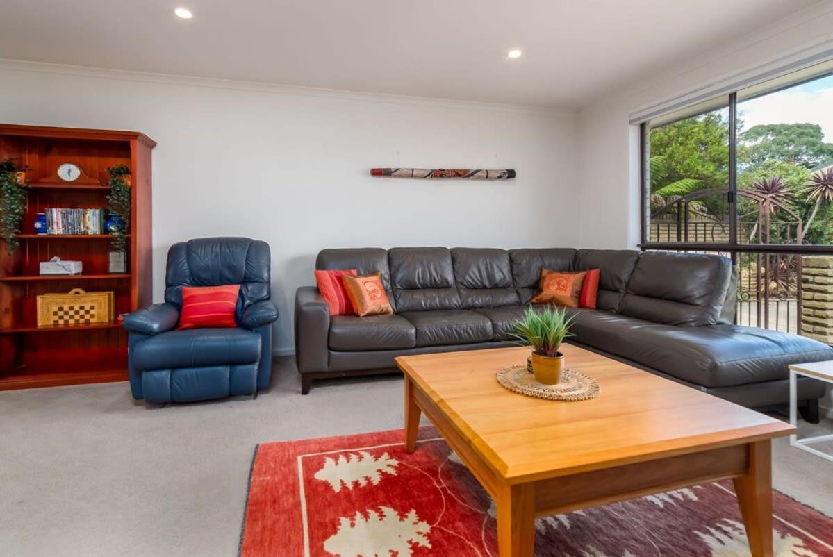 Spacious And Restful Holiday Home With Backyard Weetangerra Esterno foto
